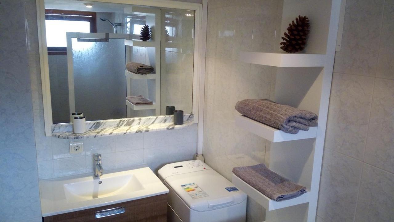 Beautiful 2 Bedroom Apartment Near Puerto Rico Beach โมกัน ภายนอก รูปภาพ